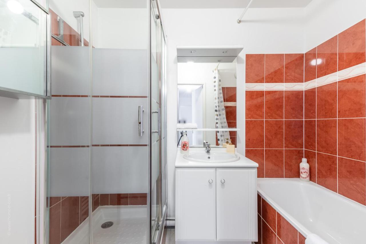 Appartement Luxe Flat For 7 - Fairytale Factory à Bussy-Saint-Georges Extérieur photo